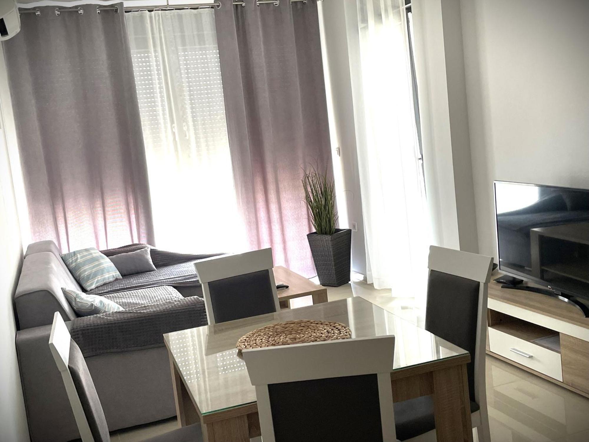 Giovanna Apartment With Terrace And Free Parking Pula Buitenkant foto
