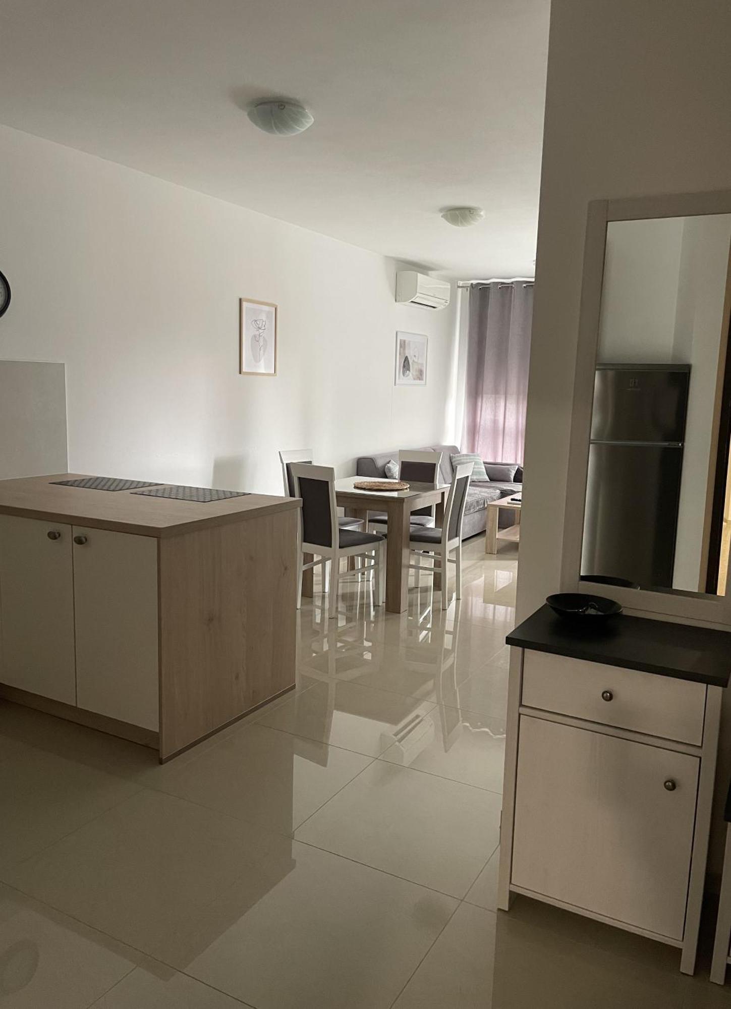 Giovanna Apartment With Terrace And Free Parking Pula Buitenkant foto